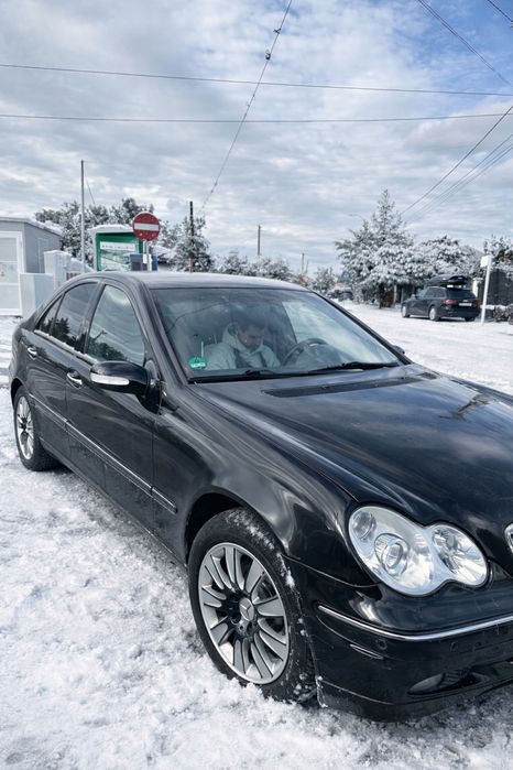 Mercedes Benz C Class C200 Trapa / Car Play