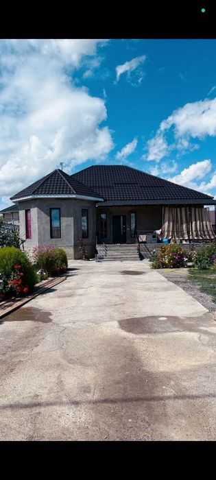 Үй сатылады Ұзынағашта