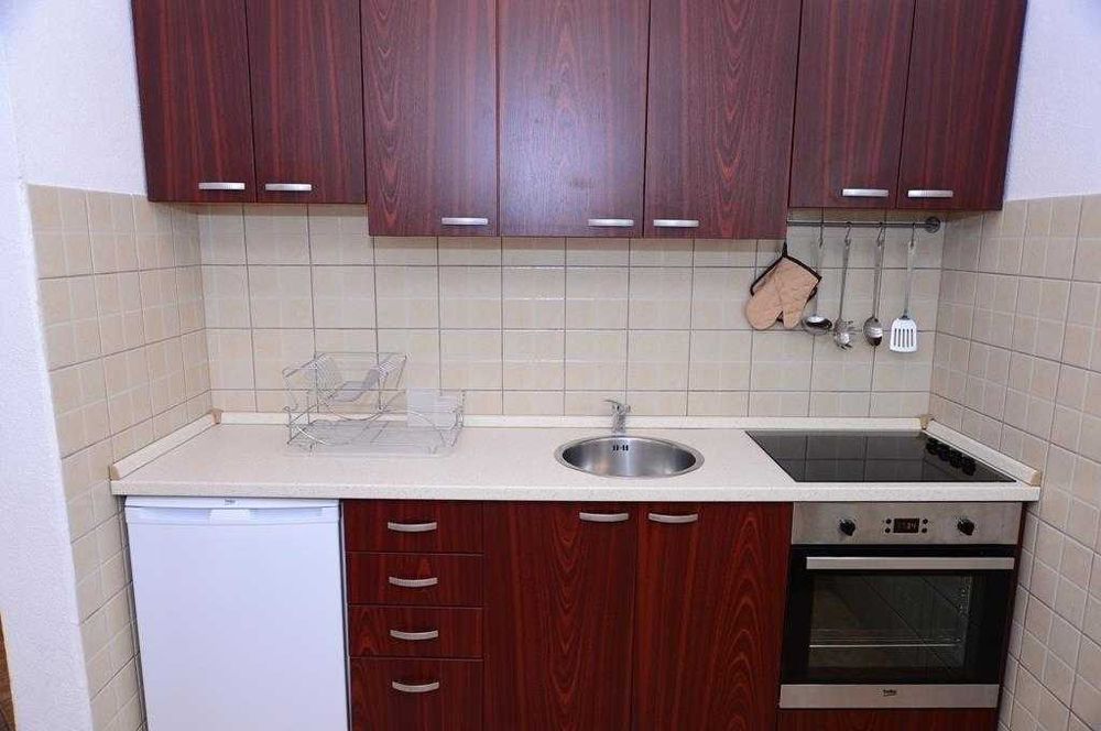 Дава се под наем Тристаен апартамент в Пловдив, Остромила - 88 кв.м за 280.5 € - Снимка #5