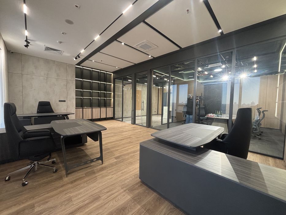 БЦ Trilliant, центр | офис 98 м² | класс А | вид на сквер