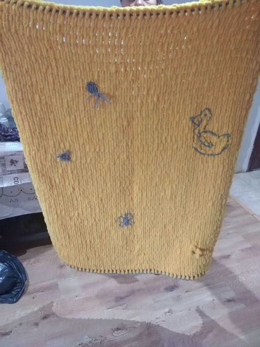 Бебешки одеала, шапки, шалове по поръчка