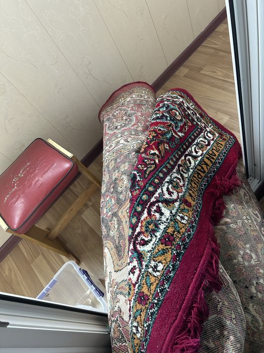 Новый ковер шерстяной