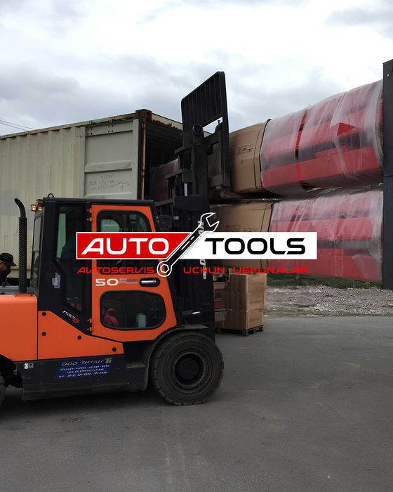 Подъемник 4-х стоечный для развала-схождения | Launch | Podyomnik