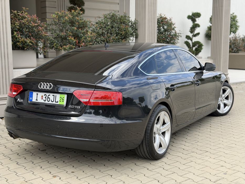 Audi A5 individual // 2010 // 2.0 170 Cp // Xenon-Led // Piele