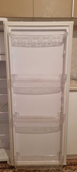 Холодильник бирюсе