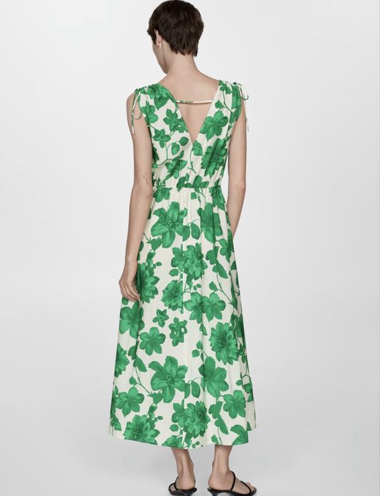 Нови рокли Манго