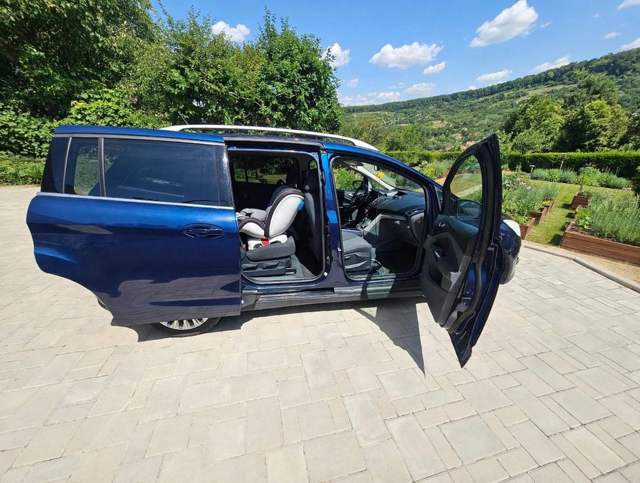 Vând Ford focus grande c-max , automat, titanium, 2.0d