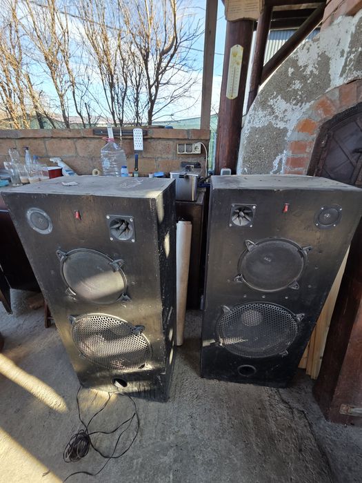 Vand boxa mare in stare buna