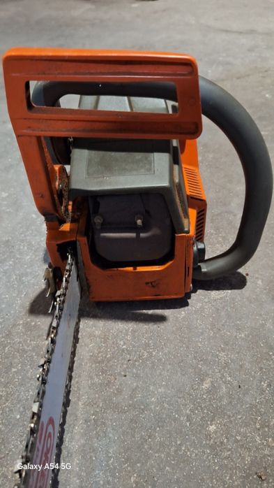 Husqvarna 40 резачка за дърва