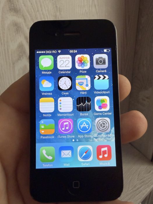 Vand iohone 4 pentru colectionari