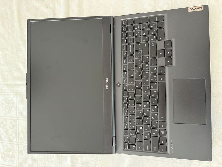 Игровой ноутбук Lenovo