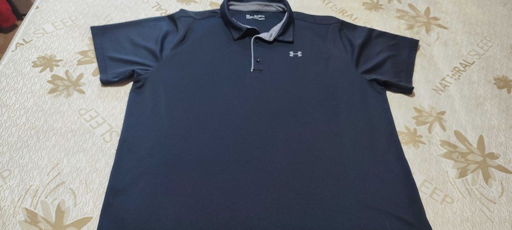 Тениска under armour
