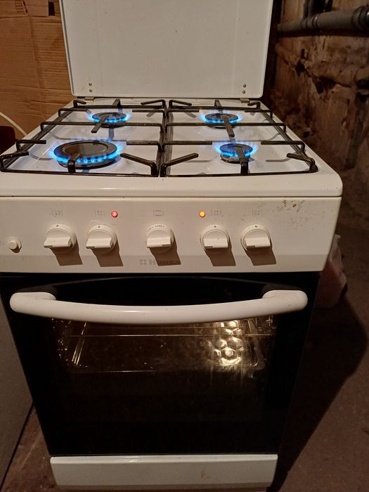 Продам плиту ханса