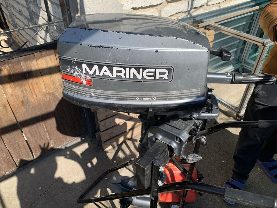 Извънбордов двутактов двигател Mariner