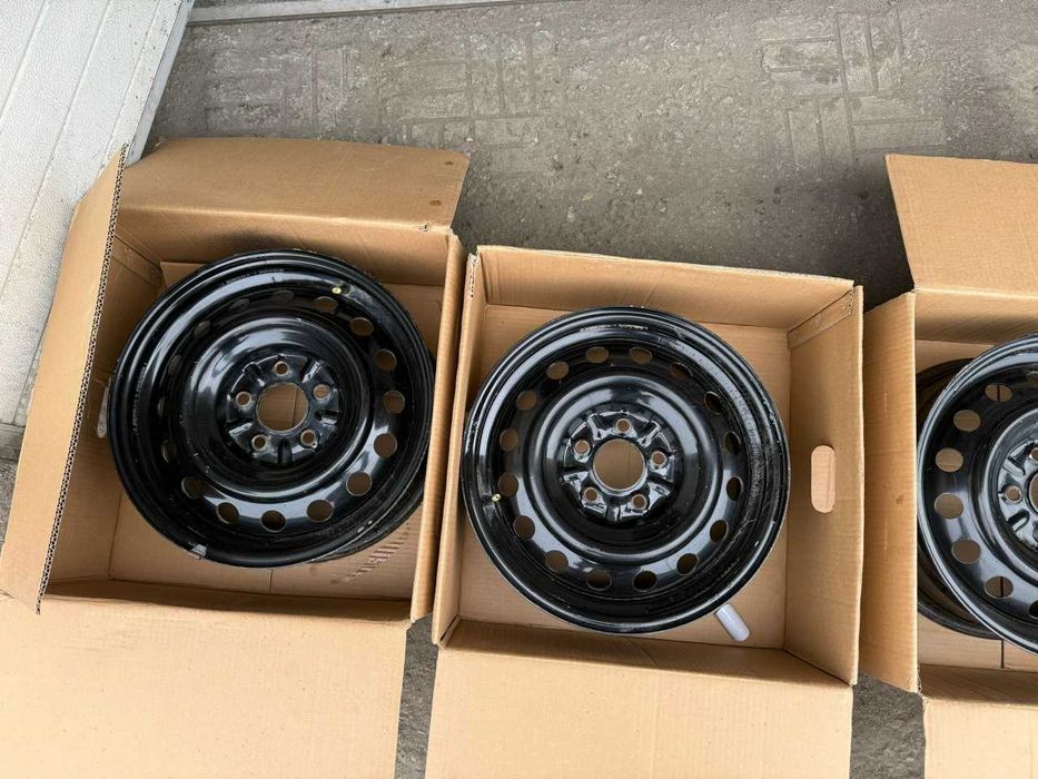 Штампованные диски R16 ( 5×114.3 )