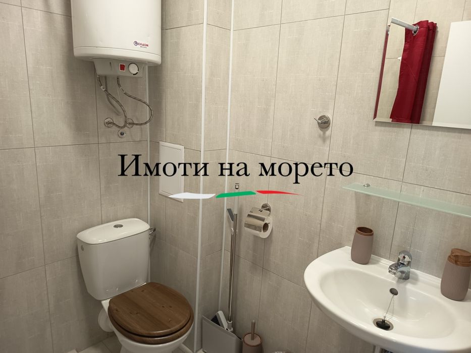 Отдавам под наем дългосрочно студио - между Несебър и Слънчев