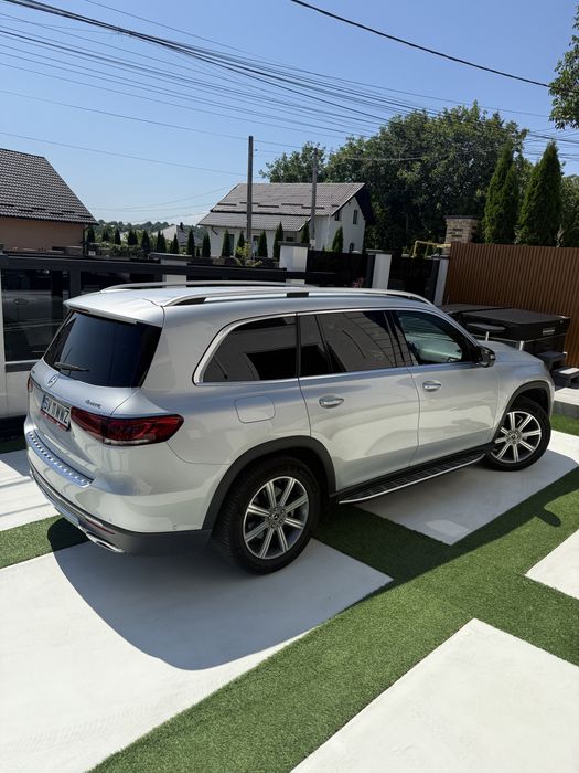 Mercedes-Benz GLS 450, 367CP, camere 360, scaune individuale spate, tablete