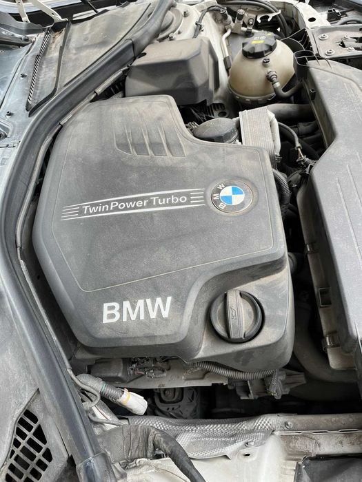 Продавам BMW 320i, xDrive, 135 kW, Bi-turbo