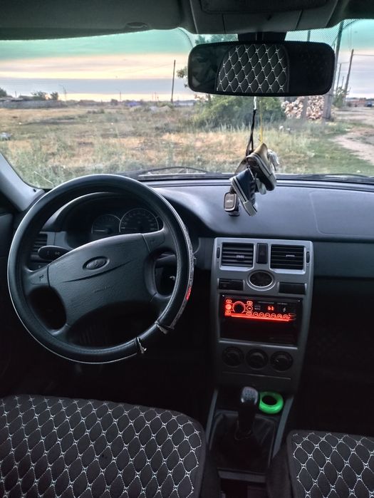 Продам Приору хетчбэк