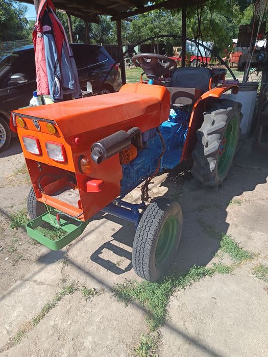 Vind tractorașe cubota l 1500