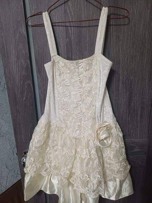 Продам платье на девочку