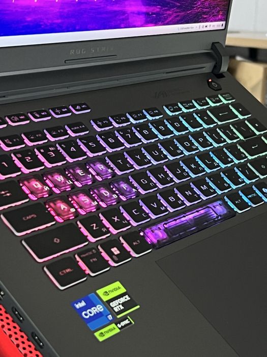 Мощный игровой ROG Strix G16