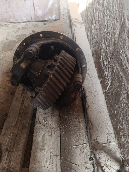 Редуктор от зила 130