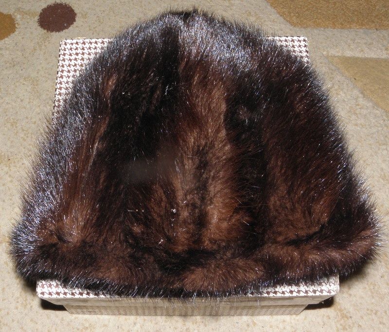 Caciula dama,blana naturala Intreprinderea de blanarie vidra Orastie