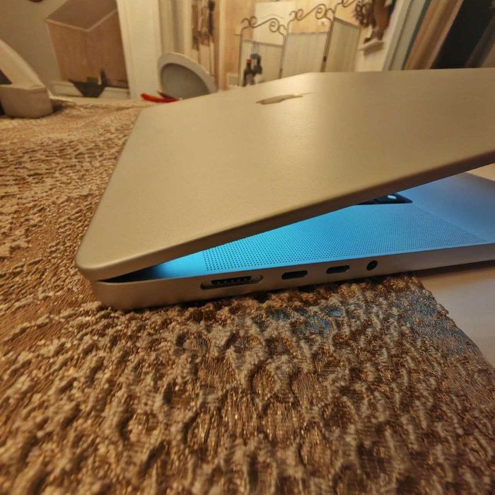 MacBook Pro 16” M1 Pro / 32GB RAM / 512GB SSD – Impecabil