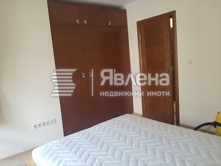 Продава се Двустаен апартамент в Варна, Генералите - 66 кв.м за 3622 €/кв.м - Снимка #4
