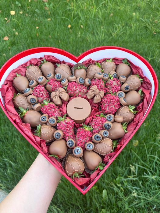 Клубника в шоколаде Подарки Qulupnay shokolad Sovg’alar Сладкий бокс