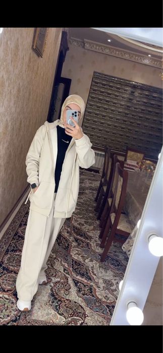 Новая спортивная тройка производство Китай