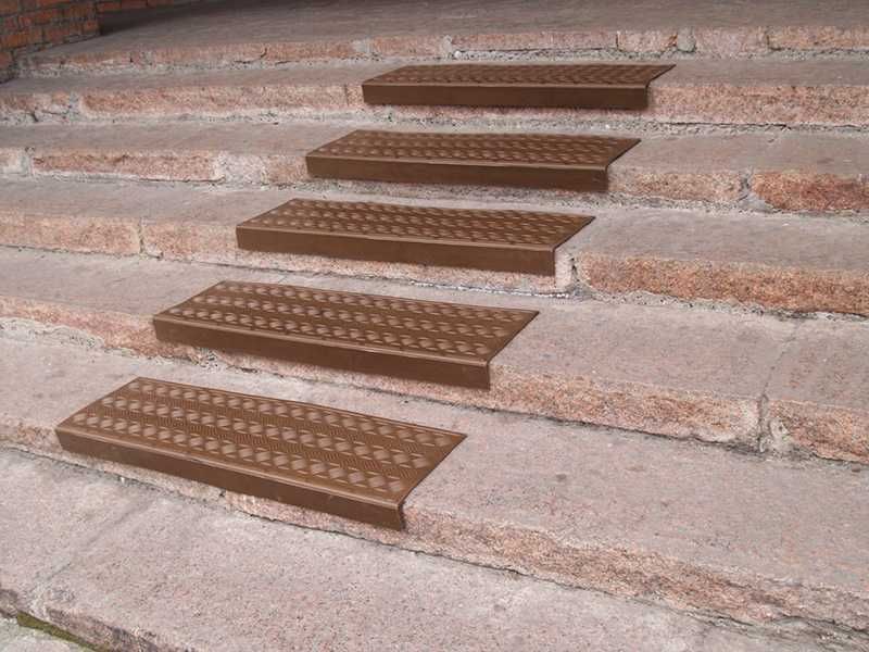 Резиновые противоскользящие  покрытия