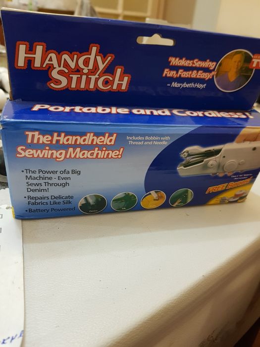 Портативная ,походная швейная машинка,хороший подарок,в упаковке