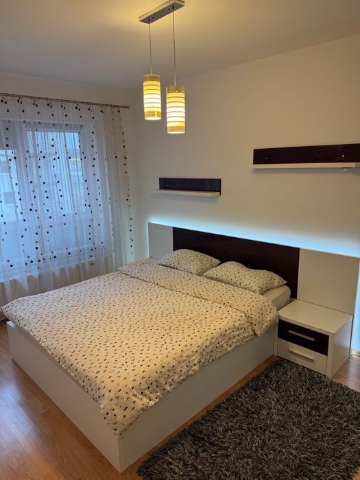 Inchiriez apartament cu 2 camere Brasov