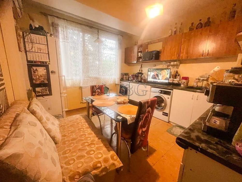 Продава се Двустаен апартамент в Русе, Здравец - 62 кв.м за 1234 €/кв.м - Снимка #1