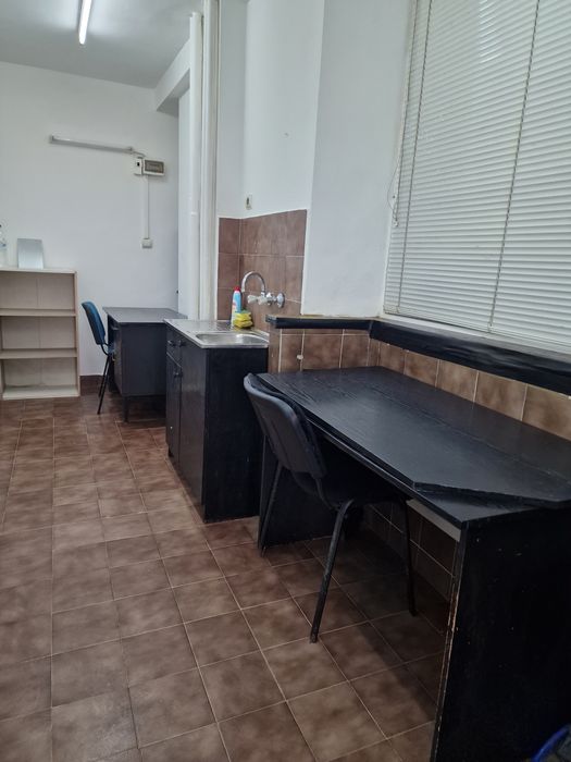 Дава се под наем Офис в София, Банишора - 10 кв.м за 61.2 € - Снимка #5