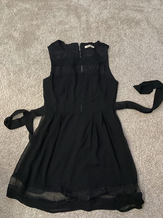 черни къси рокли адидас feered