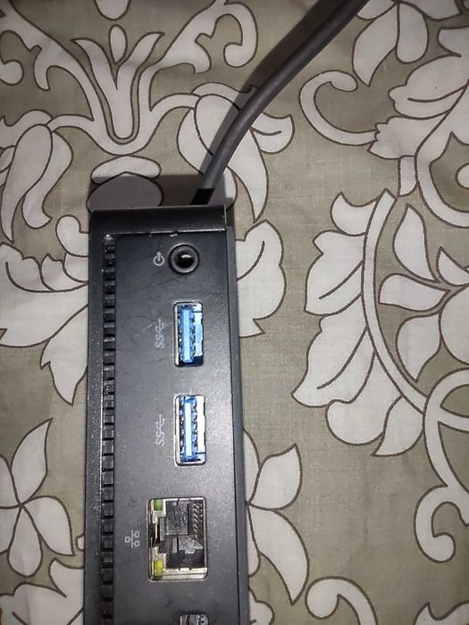 Докинг станция Dell D6000