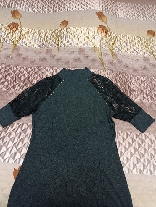 Женское платье. Размер S-M.