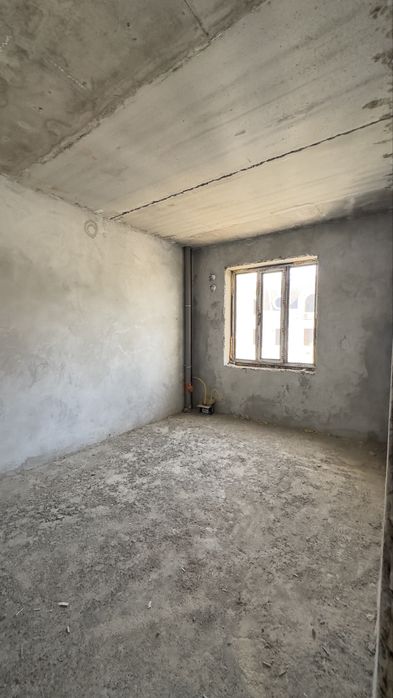 Срочно! Продаётся 2-комнатная квартира ориентир Каримбек