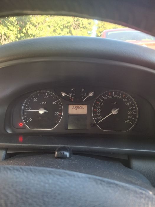 Vând Renault laguna 2
