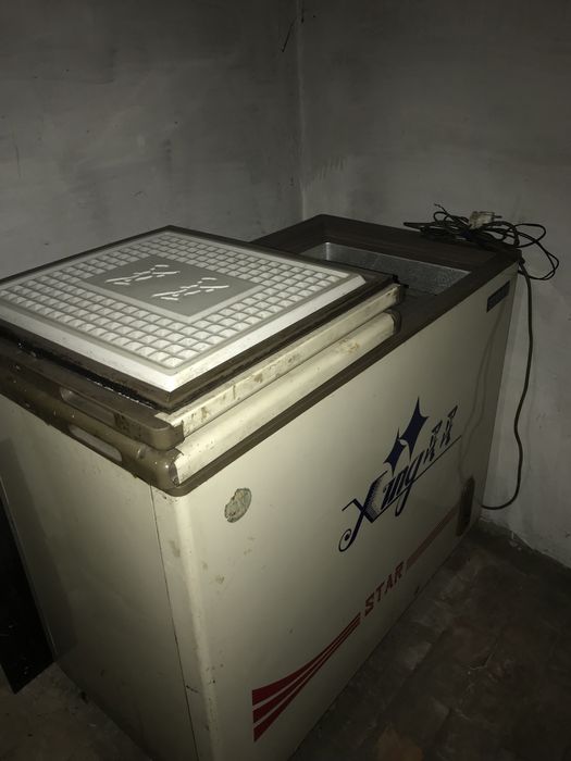 Продам морозильник