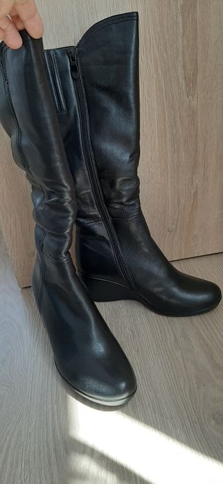 Женские сапоги зимние