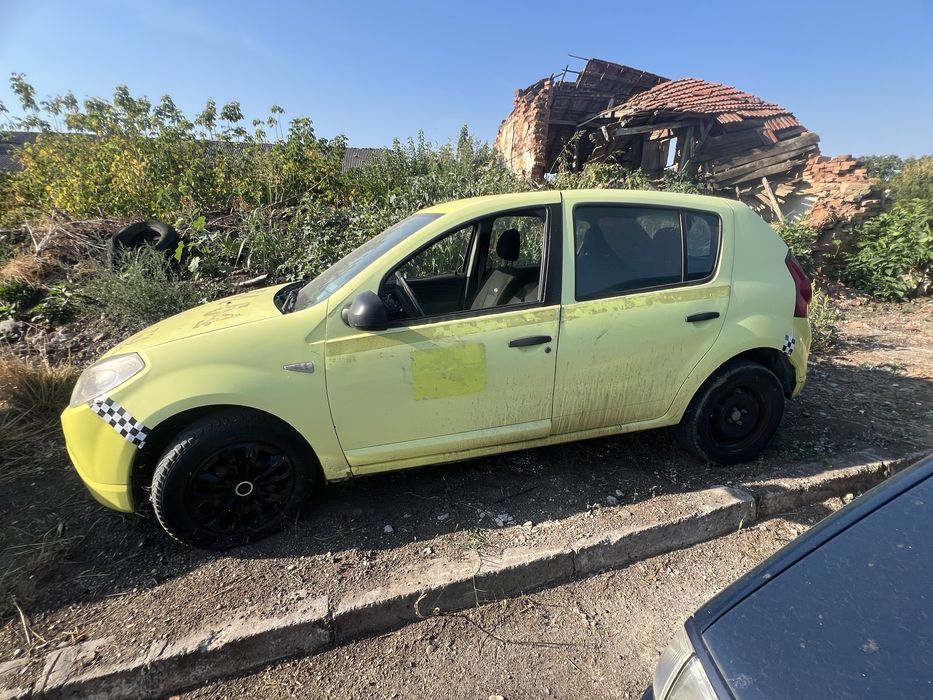 Dacia Sandero 1.4 НА ЧАСТИ