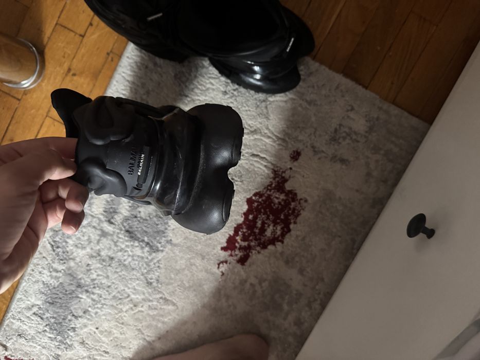 Balmain unicorn black