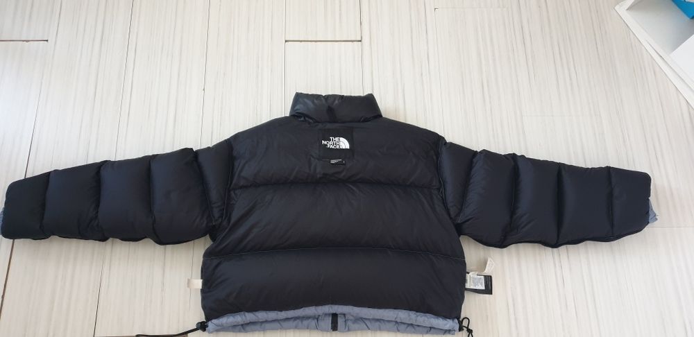 The North Face Nuptse Short 700 Down / L ОРИГИНАЛ! Дамско Зимно Яке!