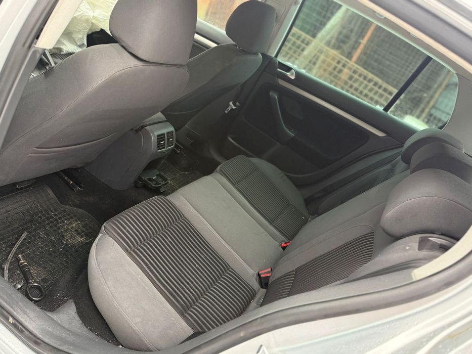 Volksawgen golf 5 avariat