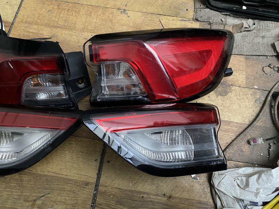Stop Ford kuga 3 III 2020 - 2024 stop Stanga Dreapta