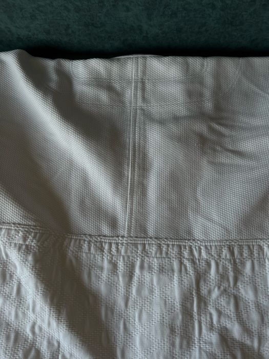 Кимоно белый.